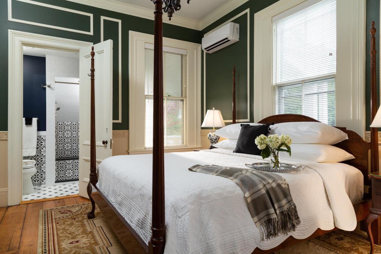 Captain Nickels Inn Searsport Екстериор снимка